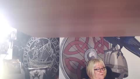 Snapshot of kleiner_teufel chatting on January 27, 6:09 pm Michelle online show from January 27, 6:09 pm