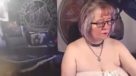 Michelle online show from March 4, 8:09 am