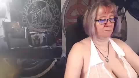 Michelle online show from April 24, 7:11 am