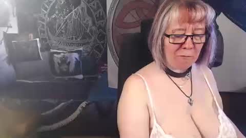 Michelle online show from May 8, 7:03 am