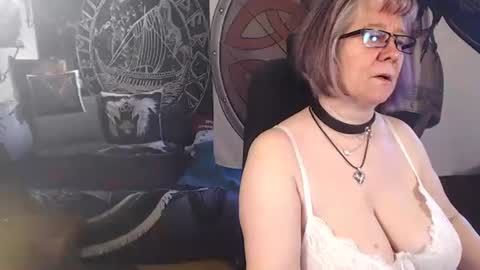 Michelle online show from May 20, 6:41 am
