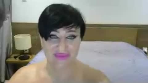 kleo901854860422 online show from July 10, 12:41 pm