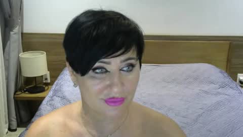 kleo901854860422 online show from July 16, 9:21 pm