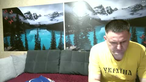 Kleosnow online show from May 8, 8:03 pm