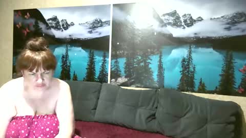 Kleosnow online show from May 13, 9:00 pm