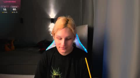 Snapshot of klin_miller chatting on October 25, 9:53 pm Klin online show from October 25, 9:53 pm