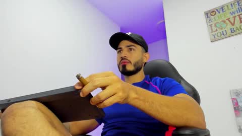 klinsmannwalton online show from February 18, 10:55 am