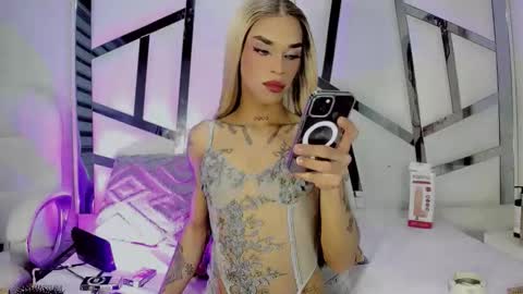 Kloe online show from February 9, 4:16 am