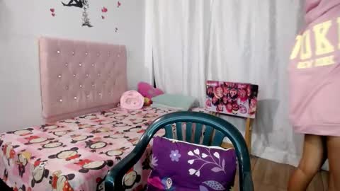 Valen online show from November 29, 9:34 am