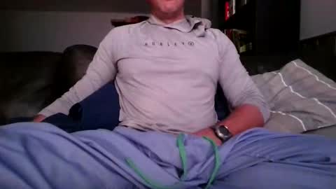 Knight3975 online show from February 28, 9:54 am