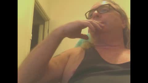 knobout online show from February 12, 10:35 am