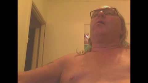 knobout online show from February 24, 9:43 am