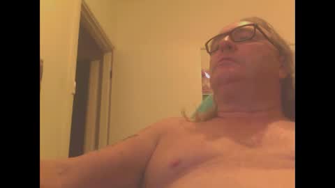 knobout online show from February 26, 10:15 am