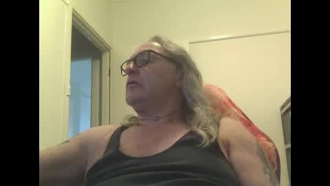 knobout online show from November 19, 6:24 am