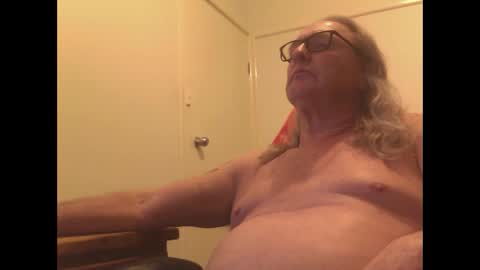 knobout online show from April 20, 9:45 am