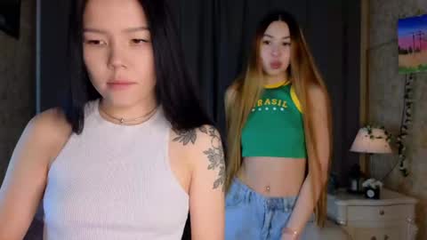 Snapshot of knock_knocks chatting on January 29, 1:17 pm Sakura Azumi online show from January 29, 1:17 pm