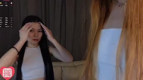 Snapshot of knock_knocks chatting on February 20, 1:40 pm Sakura Azumi online show from February 20, 1:40 pm