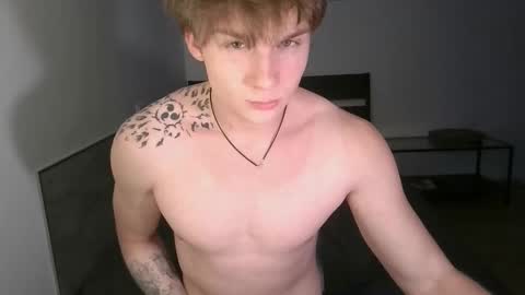 Adam online show from November 25, 10:10 pm