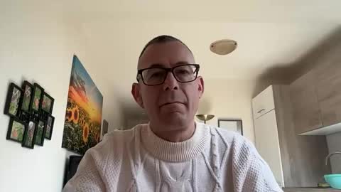 knusperhase1 online show from April 14, 12:33 pm