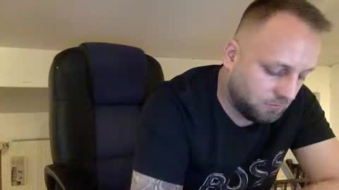 hugo online show from February 28, 3:18 am