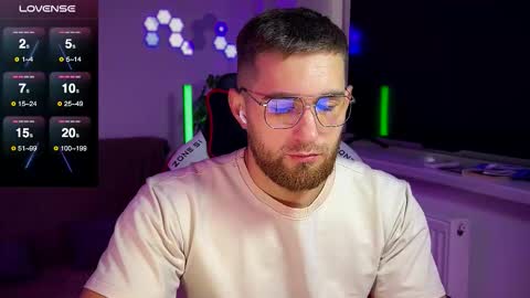 Sweet boy online show from November 17, 9:15 am