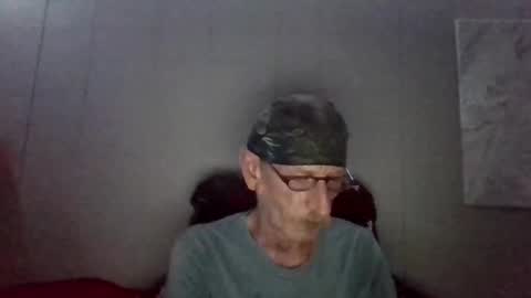 Snapshot of kodiakpm1 chatting on October 25, 6:32 am kodiakpm1 online show from October 25, 6:32 am