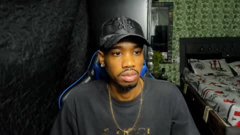 kofi online show from November 30, 12:25 am