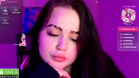 Mia online show from December 24, 1:27 am