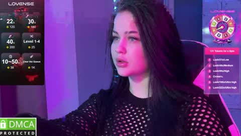 Mia online show from December 29, 11:29 pm