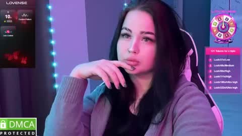 Mia online show from January 14, 4:29 pm