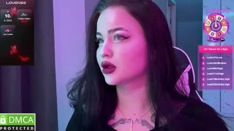 Mia online show from January 27, 3:47 am