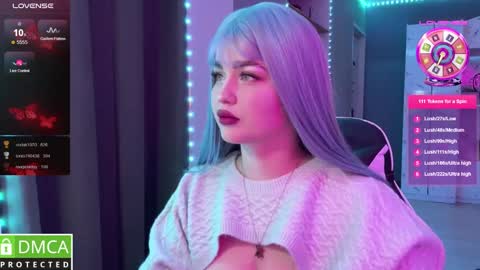 Mia online show from February 8, 10:40 pm