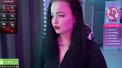 Mia online show from February 11, 9:14 pm