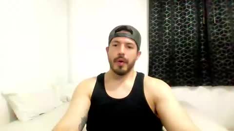 kolombianox online show from October 30, 6:37 am