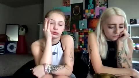 Snapshot of konniefirst chatting on February 23, 8:39 pm Konnie online show from February 23, 8:39 pm