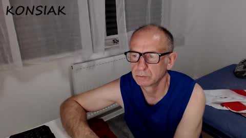 Komsiak online show from September 14, 8:08 pm