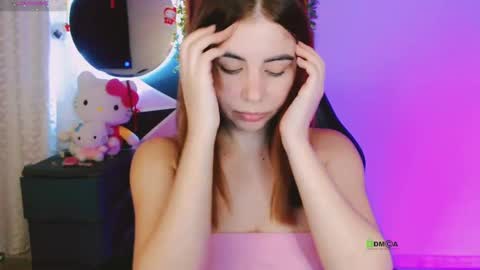 YINI online show from September 9, 2:22 am