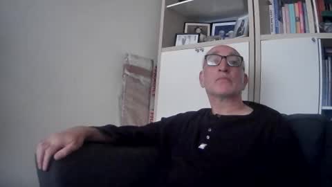 Snapshot of kooman65 chatting on September 26, 2:10 pm kooman65 online show from September 26, 2:10 pm