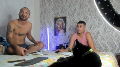 Snapshot of kopular chatting on January 1, 5:55 pm Diego y Edgar online show from January 1, 5:55 pm