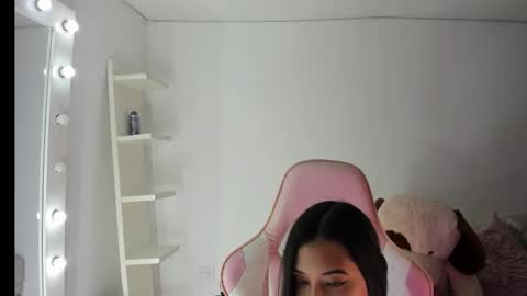 Koral Cuz online show from March 18, 6:22 pm