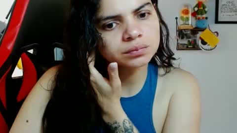 Karoll online show from December 7, 4:36 pm