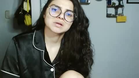 Karoll online show from January 23, 3:05 am