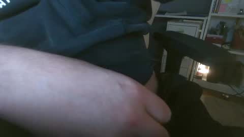 kouzog87 online show from January 16, 1:04 pm