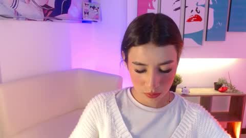 Elizabeth online show from March 10, 12:10 pm