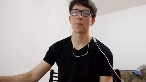 Snapshot of kpo10 chatting on December 31, 6:24 pm Facu online show from December 31, 6:24 pm