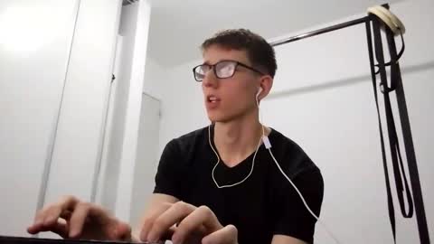 Facu online show from January 16, 2:37 am