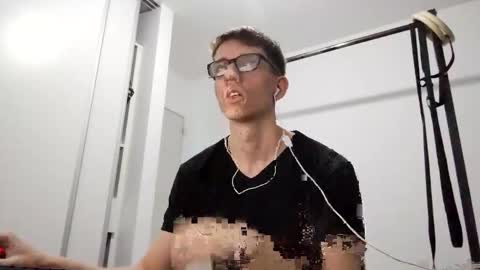 Facu online show from January 17, 9:25 am