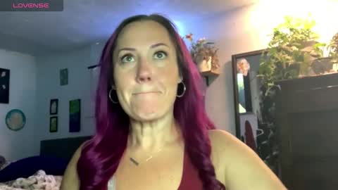 Snapshot of kreamyk420 chatting on February 20, 9:59 pm kreamyk420 online show from February 20, 9:59 pm