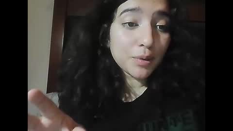 kreepyh0e_ online show from June 11, 2:53 am