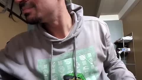 Snapshot of krelper chatting on November 28, 4:04 am REDACT online show from November 28, 4:04 am